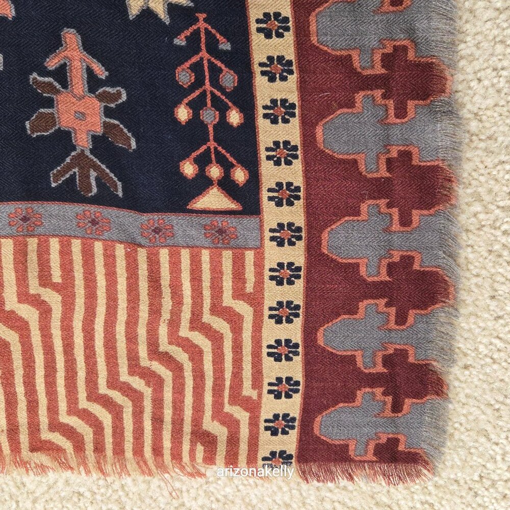 The Met Wool Soft Square Scarf Earth Tones Metropolitan Museum of Art - Picture 8 of 16
